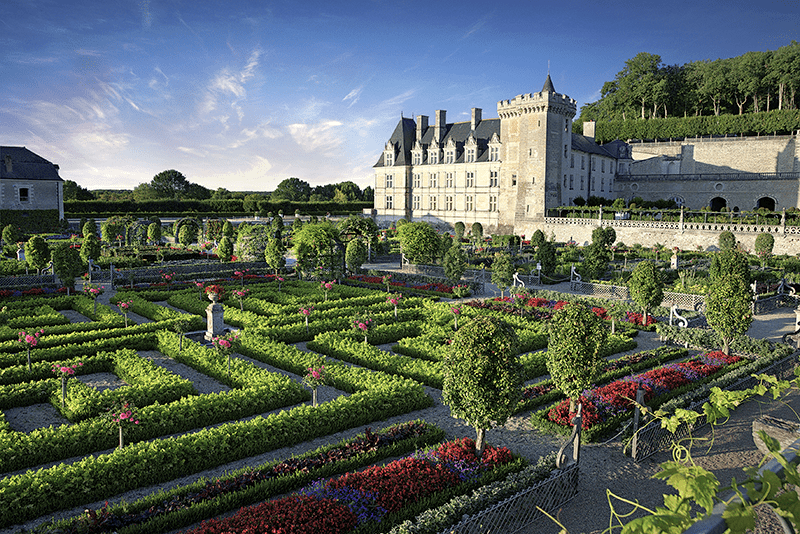 The château and its maze of gardens © F. Paillet