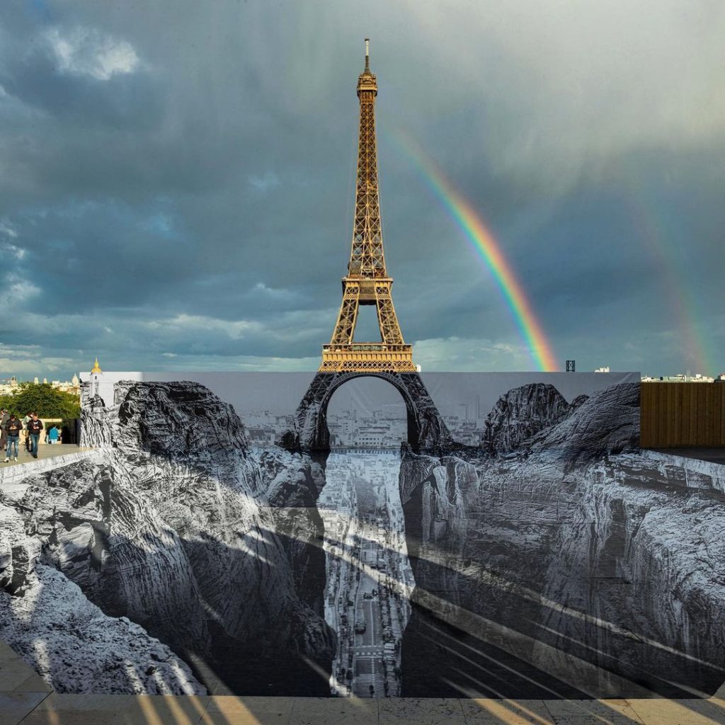eiffel tower artwork