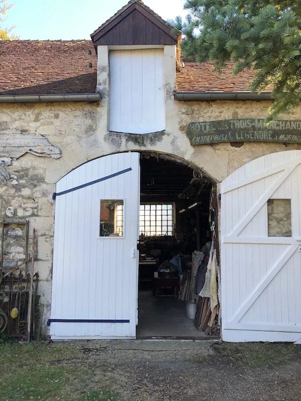 white barn doors 