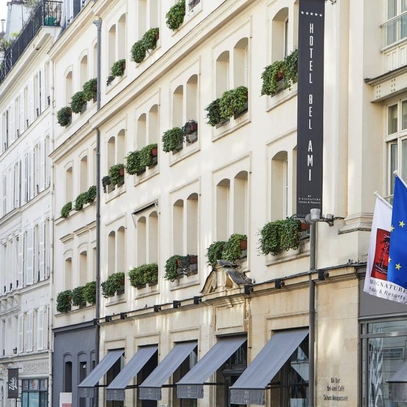 Paris' Best Stores and Hotels to See Amazing Architecture