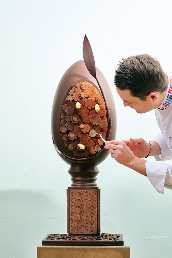 le notre chocolate egg chocolatier