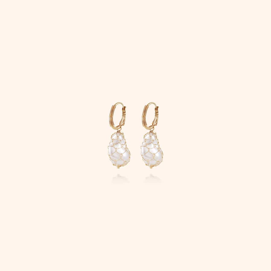 pearl earrings