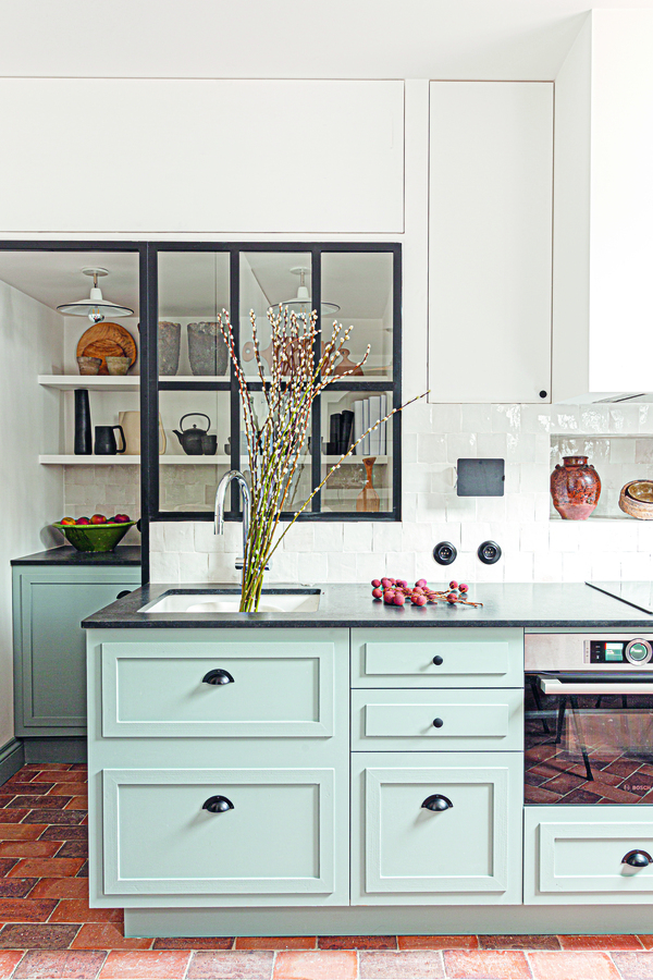 french apartment kitchen