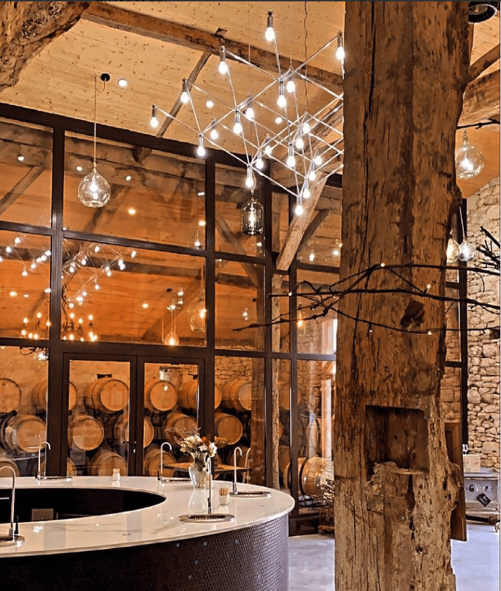 tasting room