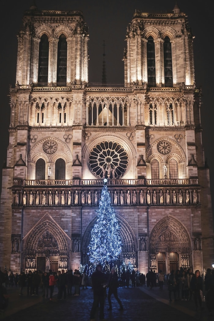 notre dame chrismas