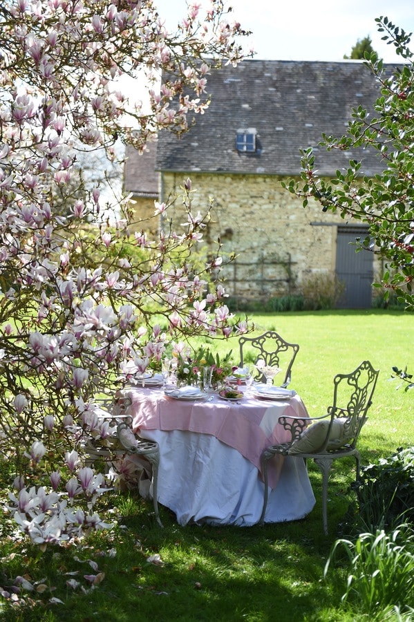 easter table in the garden