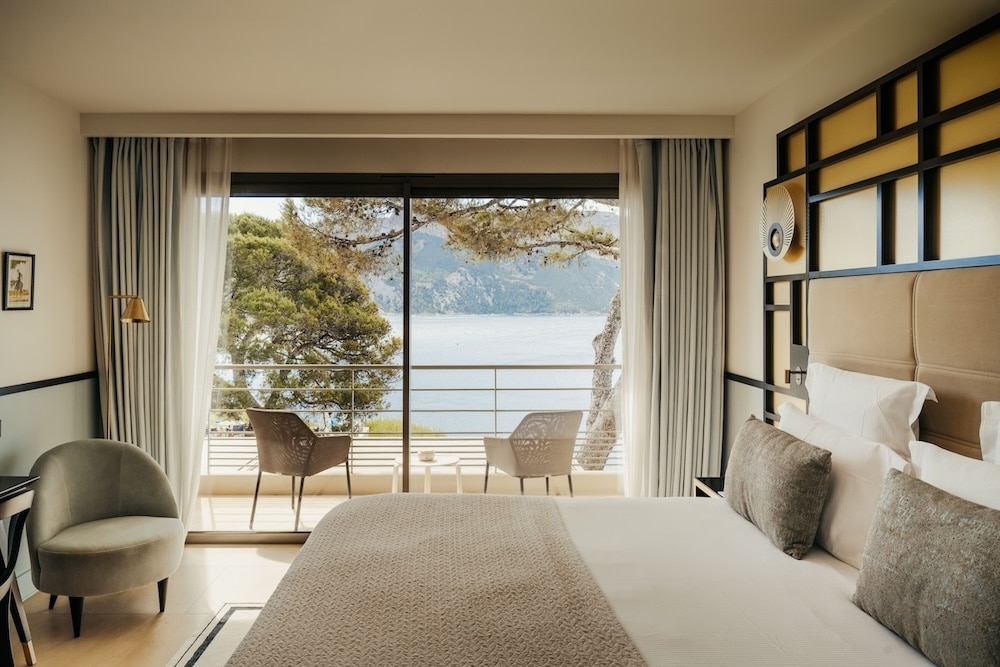 les roches blanches room