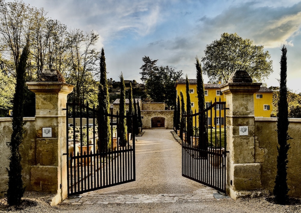 le domaine du fortin entrance