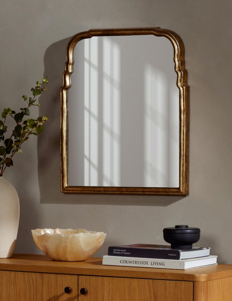 Glit French vintage style wall-mirror.